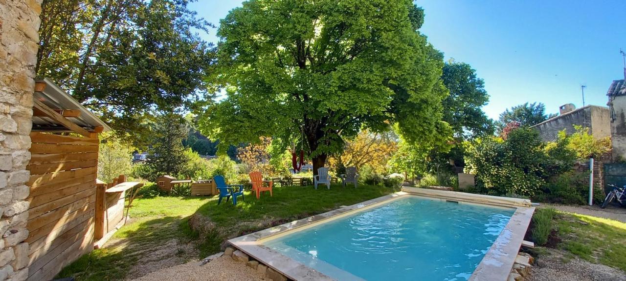 Chambre Du Tilleul - Charme, Confort Et Piscine Sigonce 外观 照片
